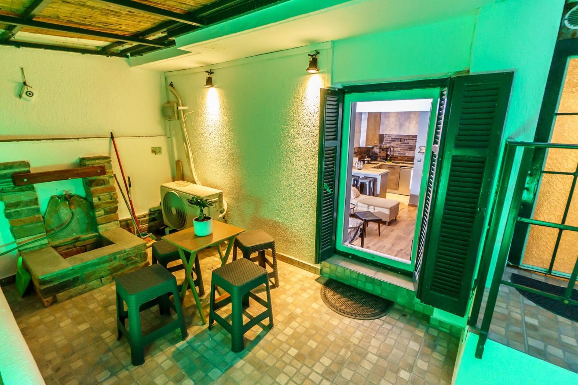 Happiness Studio With Terrace. เทสซาโลนิกิ ภายนอก รูปภาพ